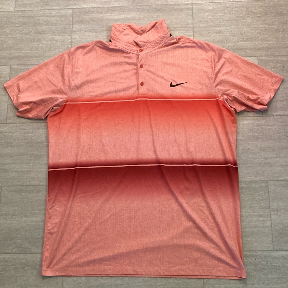 Men’s Nike golf polo